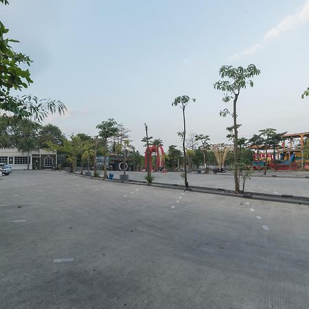 Urbanview Hotel Cianjur City Park By Reddoorz المظهر الخارجي الصورة