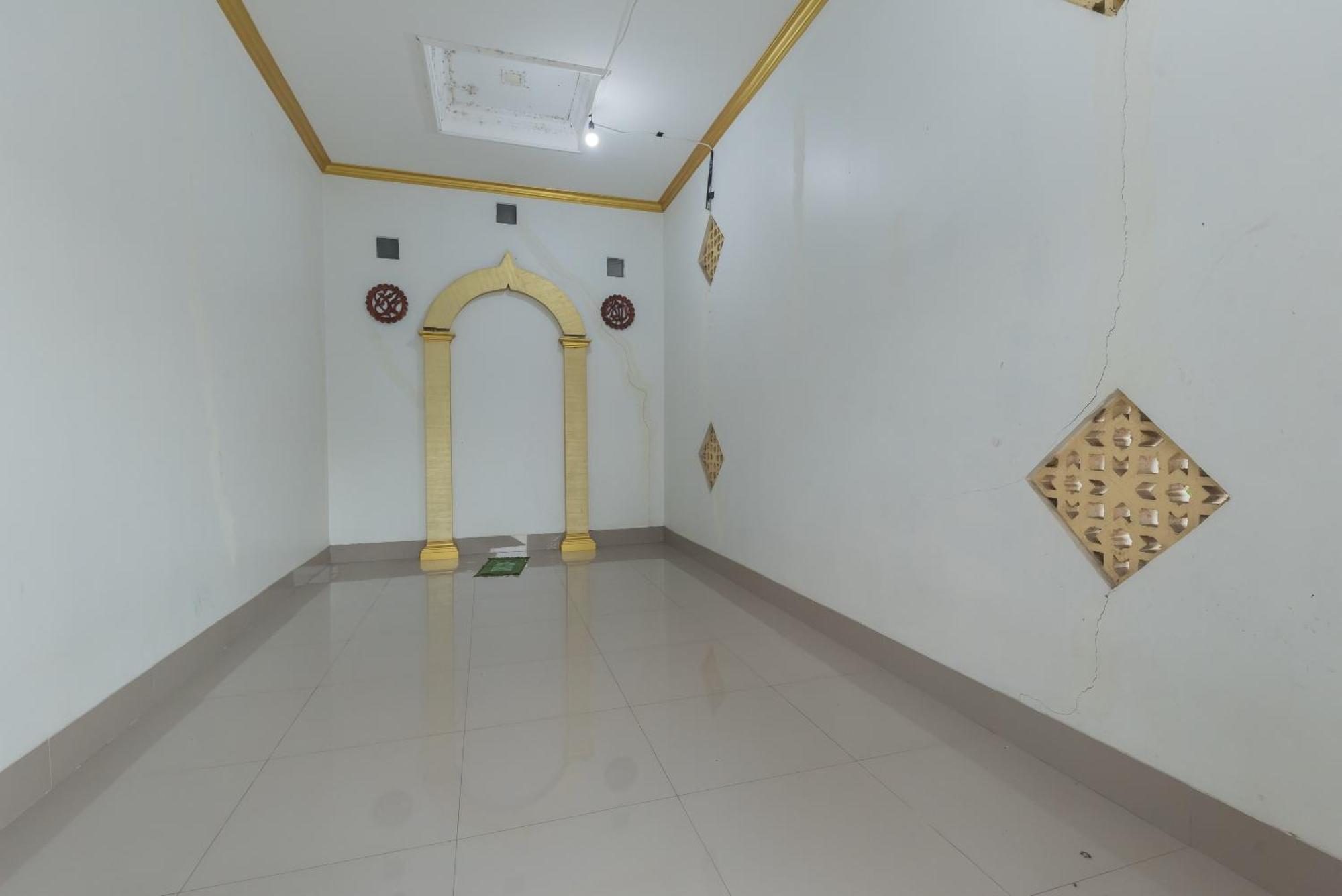 Urbanview Hotel Cianjur City Park By Reddoorz المظهر الخارجي الصورة
