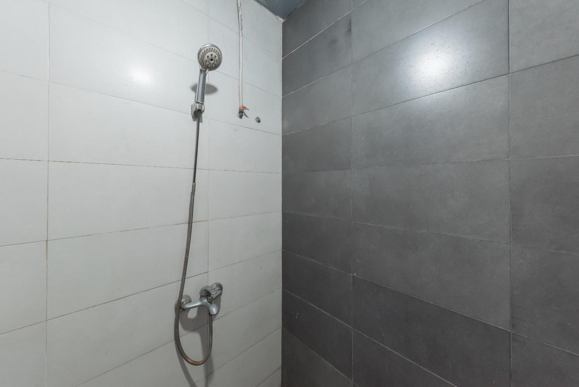 Urbanview Hotel Cianjur City Park By Reddoorz المظهر الخارجي الصورة