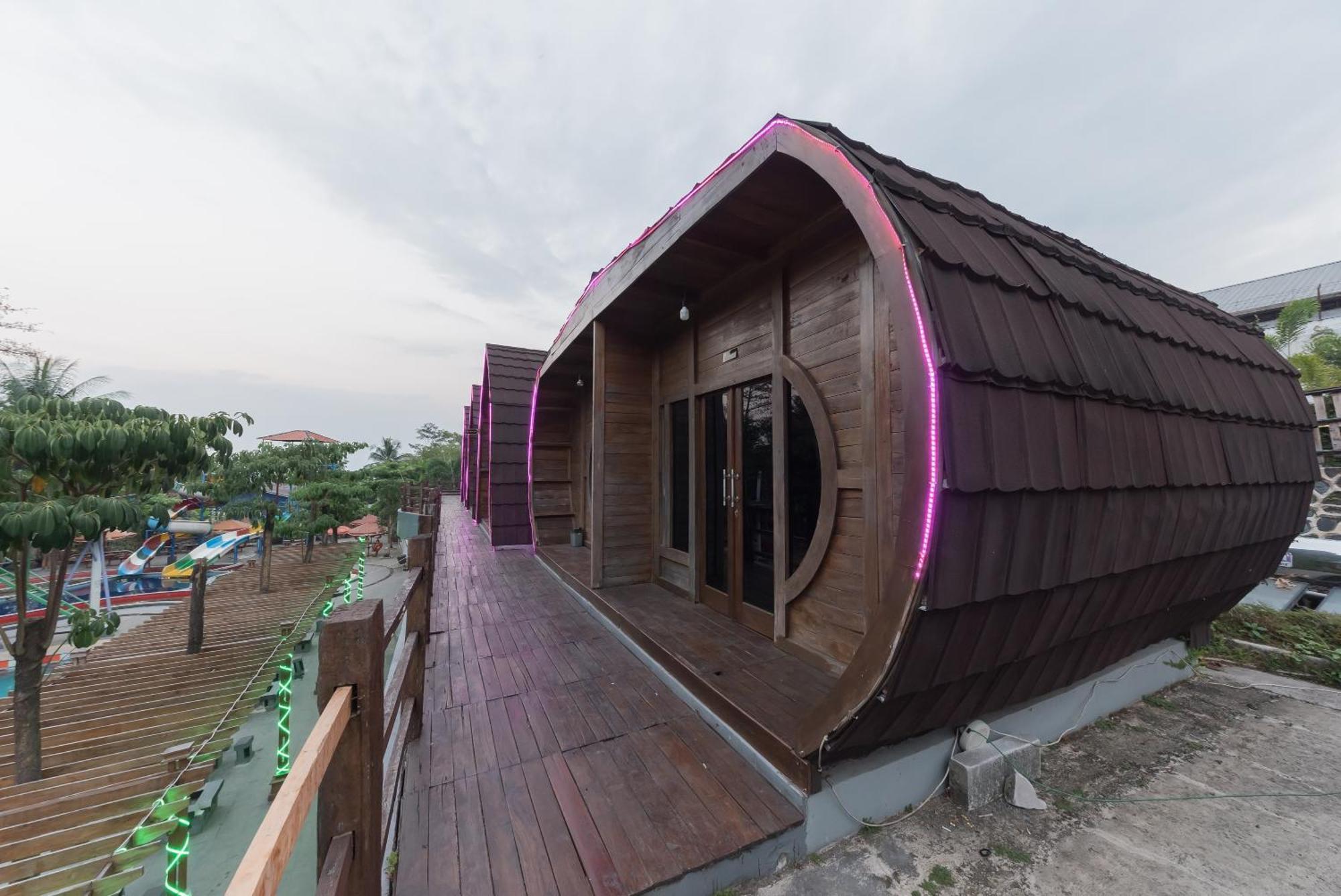 Urbanview Hotel Cianjur City Park By Reddoorz المظهر الخارجي الصورة