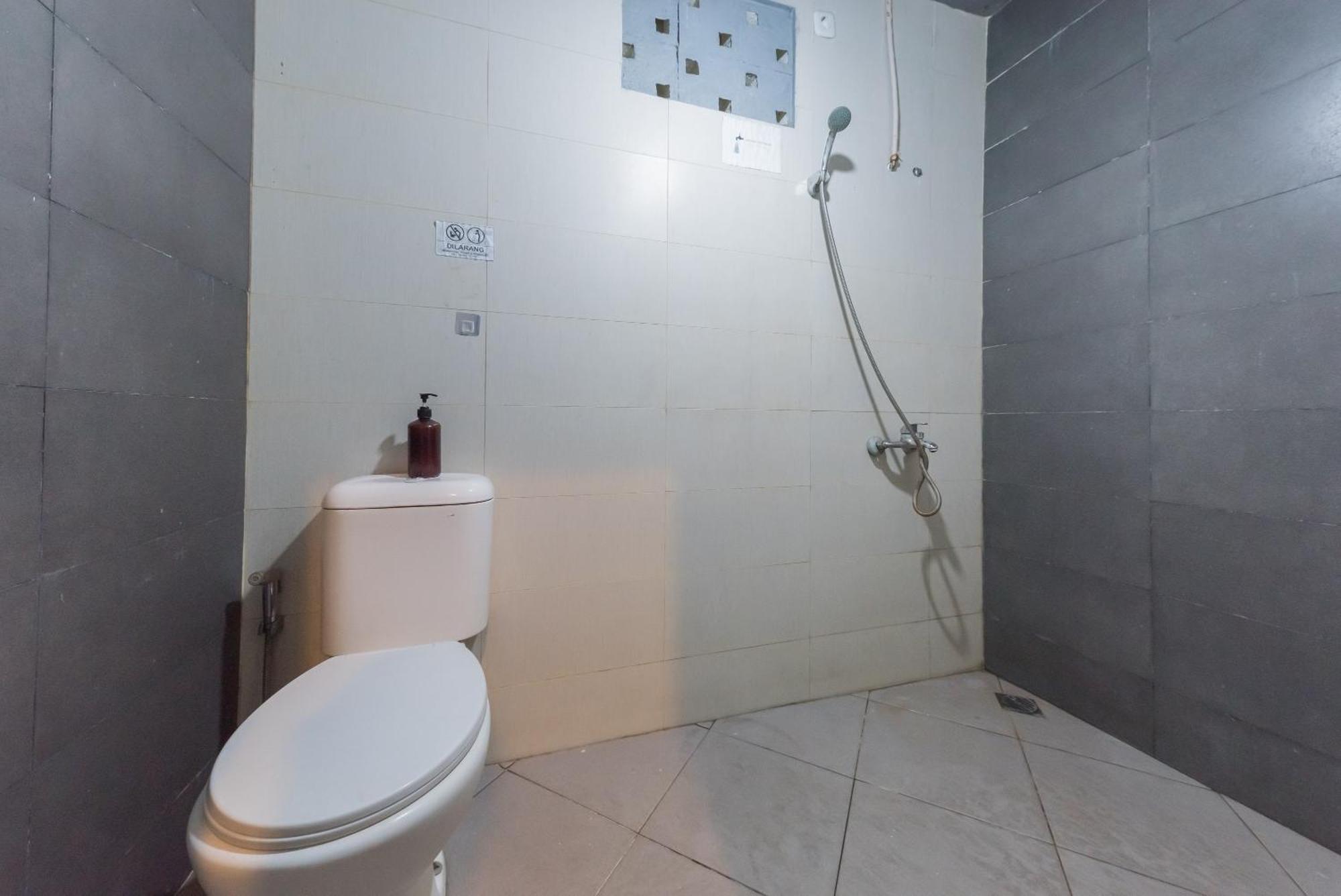 Urbanview Hotel Cianjur City Park By Reddoorz المظهر الخارجي الصورة